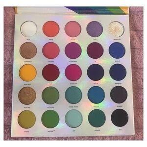 Morphe 25L Live in Color Artistry Palette